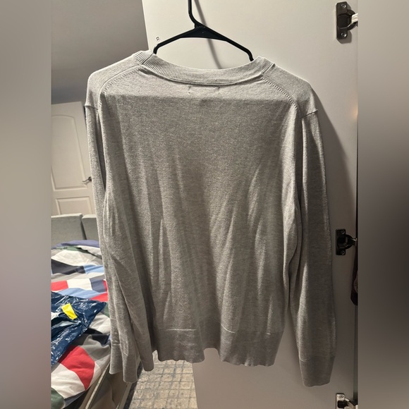 Banana Republic Silk Cashmere Sweater - Picture 2 of 2